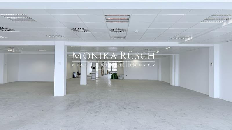 Foto d65738f6-45f5-44fa-9139-bc4e61b75ff9. Lloguer oficina amb calefacció a El Parc i la Llacuna del Poblenou Barcelona