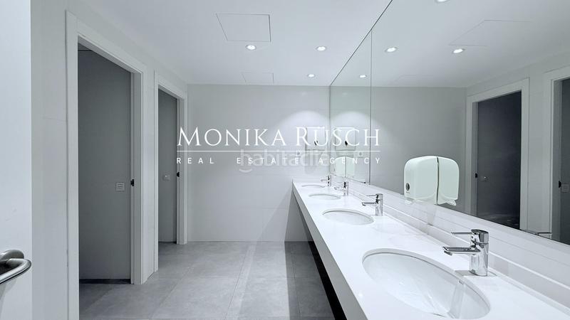 Foto fa4fc99e-9722-4f54-8ee9-75ccd57fdab3. Lloguer oficina amb calefacció a El Parc i la Llacuna del Poblenou Barcelona