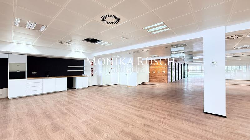 Foto cc73da0e-0a88-4d20-b0e1-c22a9af1d328. Miete büro mit heizung in El Parc i la Llacuna del Poblenou Barcelona