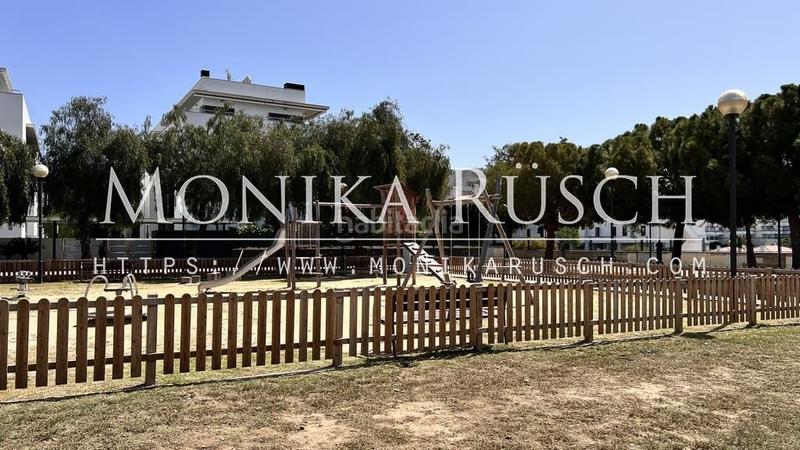 Foto 399fa52f-c0a5-4e91-a368-a4e4665ff36b. Miete dachwohnung mit heizung pool in Aiguadolç - Sant Sebastià Sitges