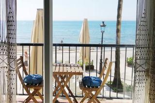 Etagenwohnung in Centre. Apartamento en venta con vistas al mar en primera línea de la pl