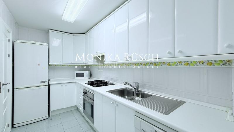 Foto 90c1c276-bbb3-4dcc-9ed2-6ef146607b54. Appartamento con riscaldamento piscina in Centre Sant Just Desvern