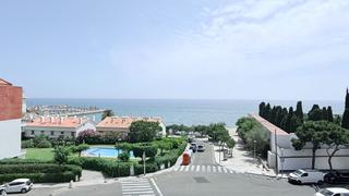 Lloguer Pis a Centre. Moderno piso en alquiler vacacional con vistas al mar en aiguado