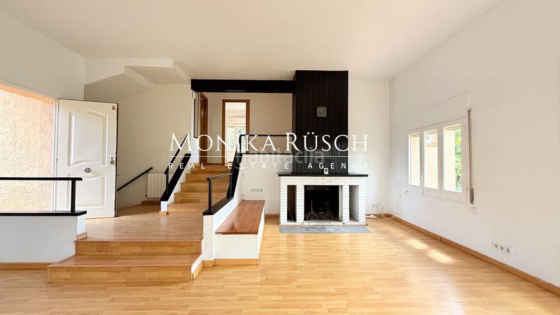 Foto 13550f51-55d1-4ffe-b6b7-d1c88d1d0143. Terreno residencial gran parcela en fontpineda con casa existente y posibilidad de construir 2 viviendas en Corbera de Llobregat