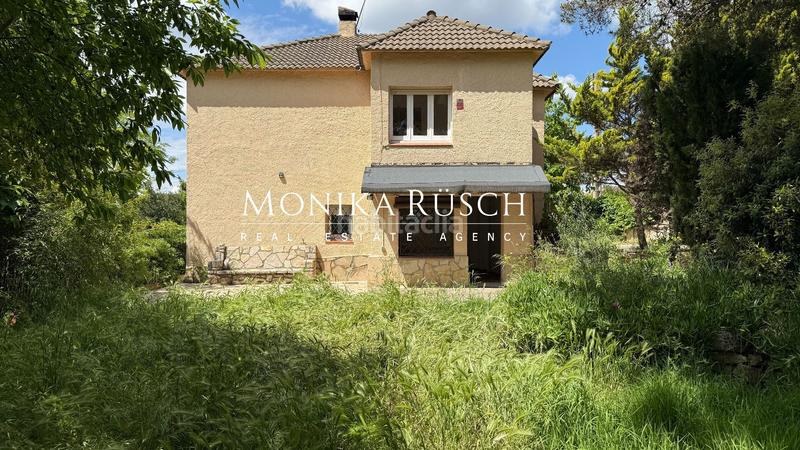 Foto 38054e0d-cea6-4271-b109-8118e4c6b232. Terreno residencial gran parcela en fontpineda con casa existente y posibilidad de construir 2 viviendas en Corbera de Llobregat