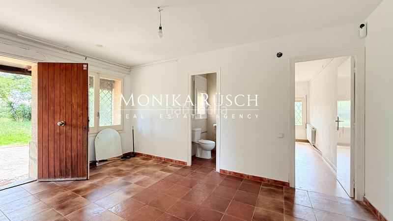 Foto 5684ab0b-486c-4900-b287-26b8de9b780e. Terreno residencial gran parcela en fontpineda con casa existente y posibilidad de construir 2 viviendas en Corbera de Llobregat