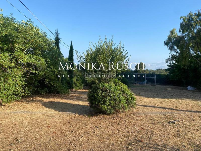 Foto a0d95c01-3421-4818-8040-a548c07691ee. Terreno residencial gran parcela en fontpineda con casa existente y posibilidad de construir 2 viviendas en Corbera de Llobregat