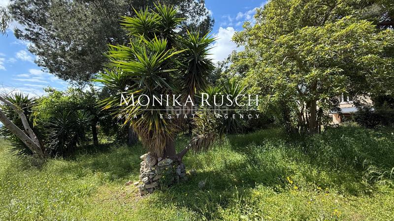 Foto d1b31ced-e3a7-44f8-9c95-9c235db70c69. Terreno residencial gran parcela en fontpineda con casa existente y posibilidad de construir 2 viviendas en Corbera de Llobregat