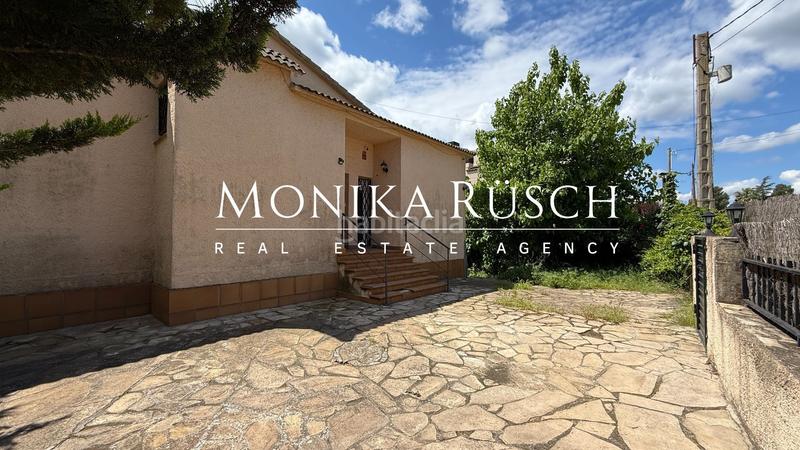 Foto f1593d1a-a927-45ed-a60b-ad22857da0dd. Terreno residencial gran parcela en fontpineda con casa existente y posibilidad de construir 2 viviendas en Corbera de Llobregat