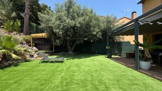 Affitto Casa a schiera in El Poal. Casa pareada con jardín con vistas al macizo del garraf y al mar