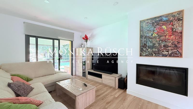 Foto 633d4e0e-6e98-4543-9579-f4709cccad39. Affitto casa a schiera con piscina in El Poal Castelldefels