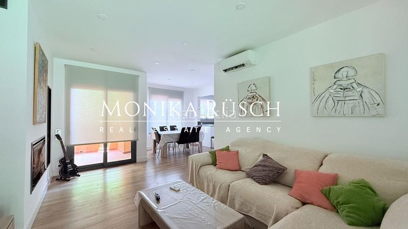 Foto 7719d322-3333-4609-86dc-04191cfbf275. Rent semi detached house with pool in El Poal Castelldefels