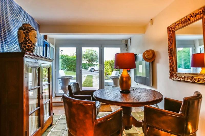 Foto 5dd0c18b-bf14-420e-a2d1-e164db0e76b7. Rent duplex with heating pool in Aiguadolç - Sant Sebastià Sitges