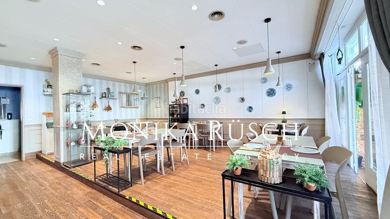 Foto 230dcfab-aba1-4812-aba9-9bfbf3c9cd3a. Traspaso local comercial traspaso restaurante en el paseo marítimo a pleno funcionamiento en Castelldefels