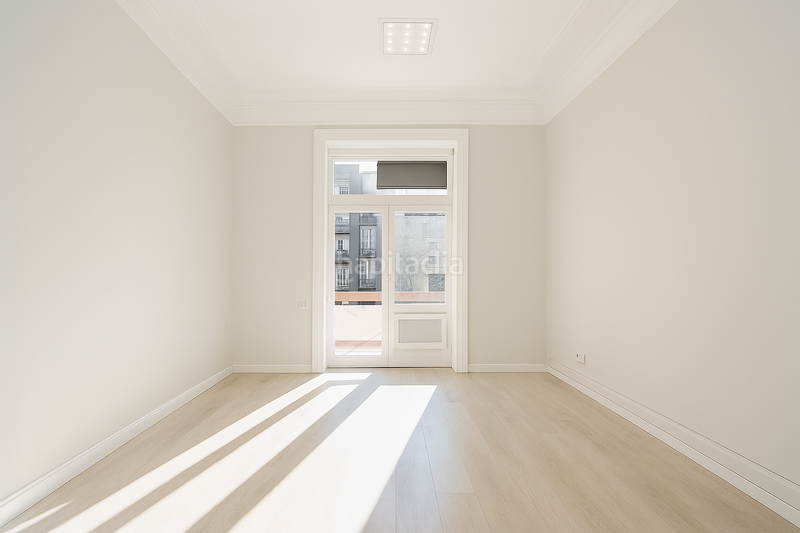 Foto b07f963e-4010-4bd8-a882-3c17ff74a006. Rent office space with heating in L´Antiga Esquerra de l´Eixample Barcelona