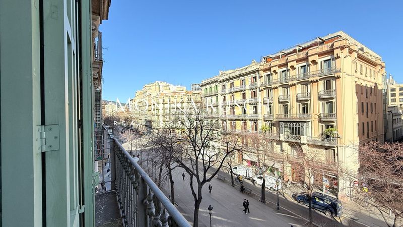 Foto bcd64872-2e05-476b-b572-7b71a1606df4. Pis amb calefacció a Dreta de l´Eixample Barcelona