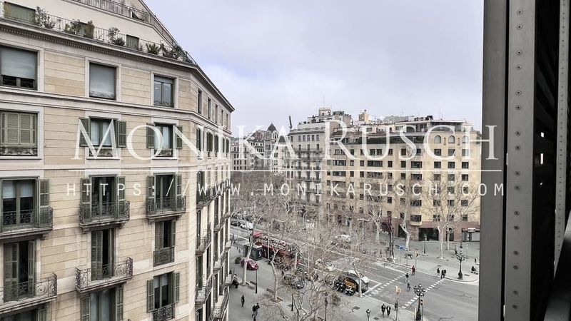 Foto 6cf3a8e3-7382-4fb5-b48a-d313eaca8fa3. Pis amb calefacció a Dreta de l´Eixample Barcelona