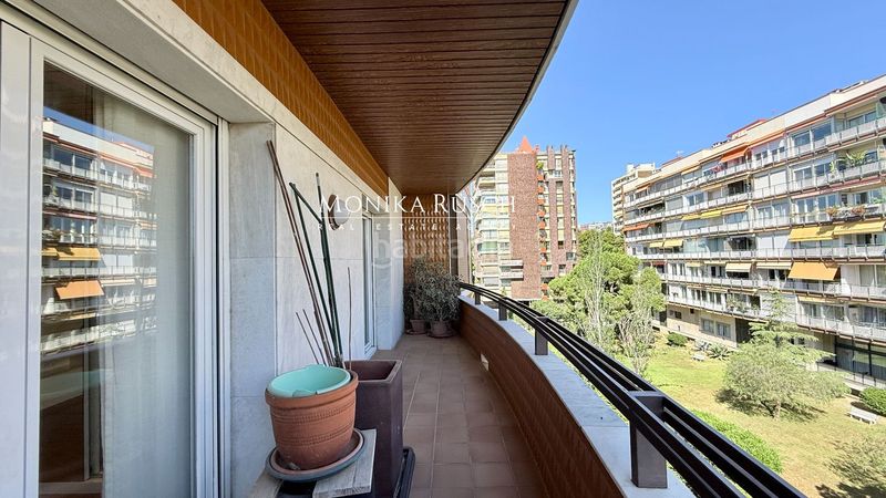 Foto 0981de20-ffb6-45e7-958f-4c86414a478e. Pis amb calefacció piscina a Pedralbes Barcelona