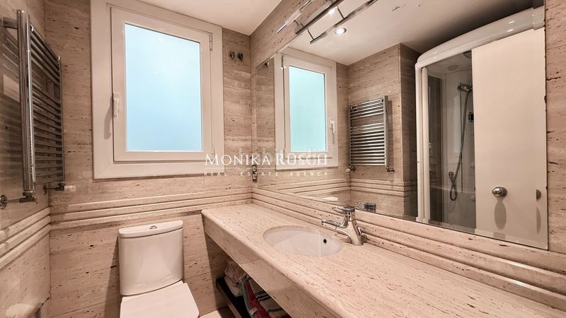 Foto 85c6e1e6-e1df-4dd4-b2d2-88855afa4d8e. Pis amb calefacció piscina a Pedralbes Barcelona