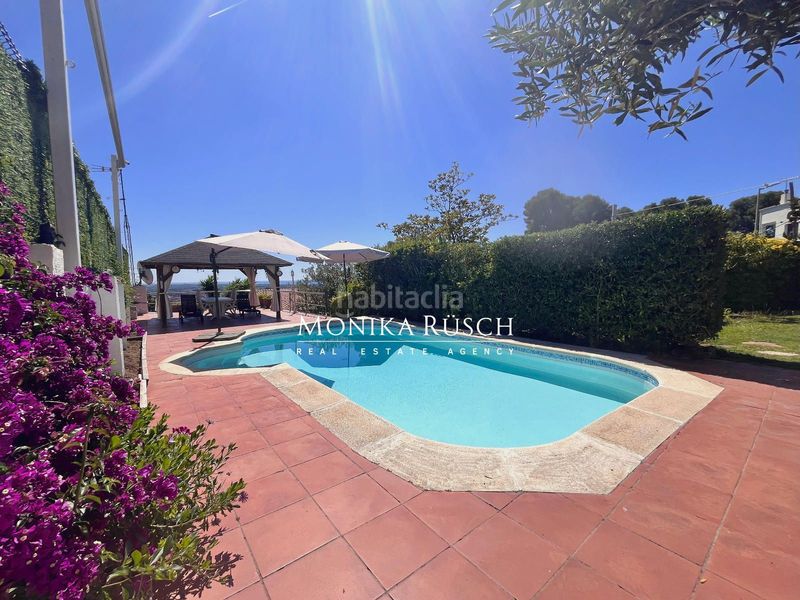 Foto 1e58c87d-5866-46c1-aece-0d12d839edd0. Casa amb calefacció aparcament a Montmar Castelldefels