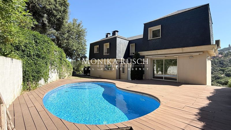 Foto 0ccf9915-23ab-49d8-90f7-57cd76bf8101. Casa amb calefacció piscina a Vallvidrera - Tibidabo - Les Planes Barcelona
