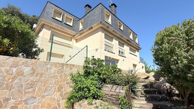 Foto 68b6cfa1-4f08-4b61-8a58-33858360c65c. Casa amb calefacció piscina a Vallvidrera - Tibidabo - Les Planes Barcelona