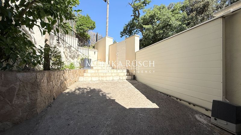 Foto 8d2bd9ff-ce7c-4f03-9733-fd2a0dc094c8. Casa amb calefacció piscina a Vallvidrera - Tibidabo - Les Planes Barcelona
