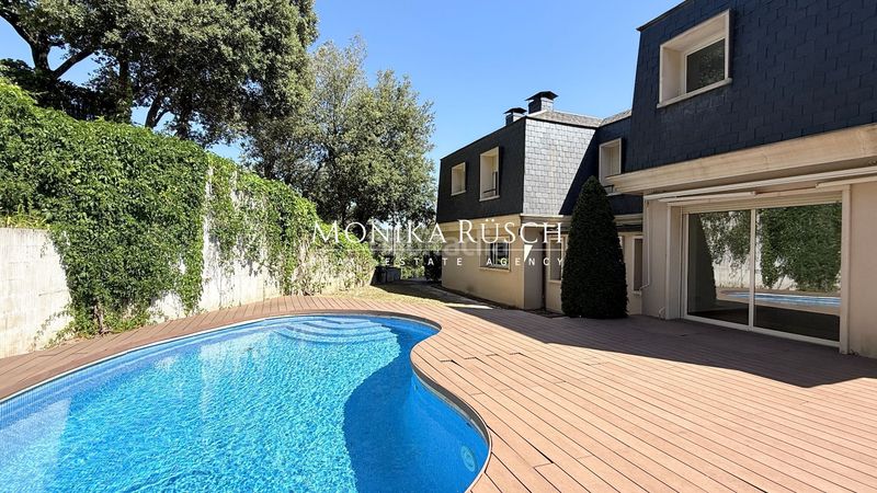 Foto cb06f8e0-901f-4850-8560-e65760e67409. Casa amb calefacció piscina a Vallvidrera - Tibidabo - Les Planes Barcelona