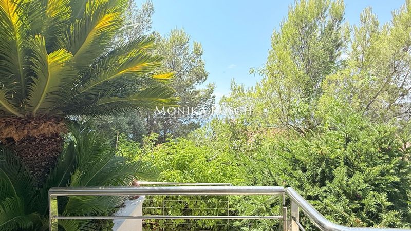 Foto b1e3623a-d1e9-48fd-8783-812bb06ca0c1. Xalet amb calefacció piscina a les botigues de Sitges Sitges