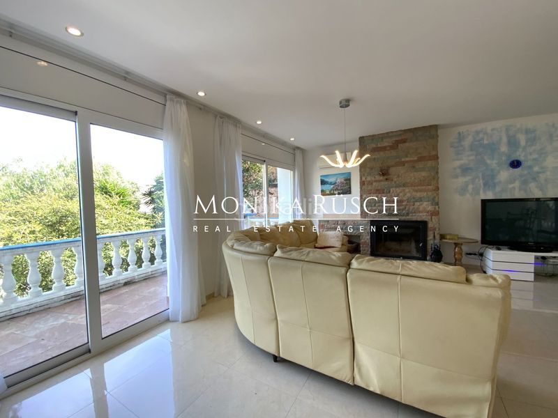 Foto e2450aeb-5592-4352-8863-838c1b5715b7. Casa a Montmar Castelldefels