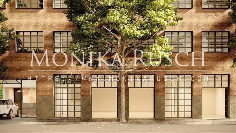 Foto e5274eb8-c319-4c2c-92d1-37648b739be0. Edificio  en venta en el 22 en Provençals del Poblenou Barcelona