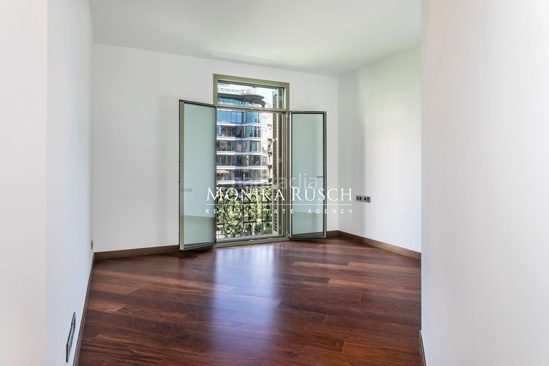 Foto d7a57d5c-1826-4306-972e-f55694877360. Lloguer pis amb calefacció a Dreta de l´Eixample Barcelona