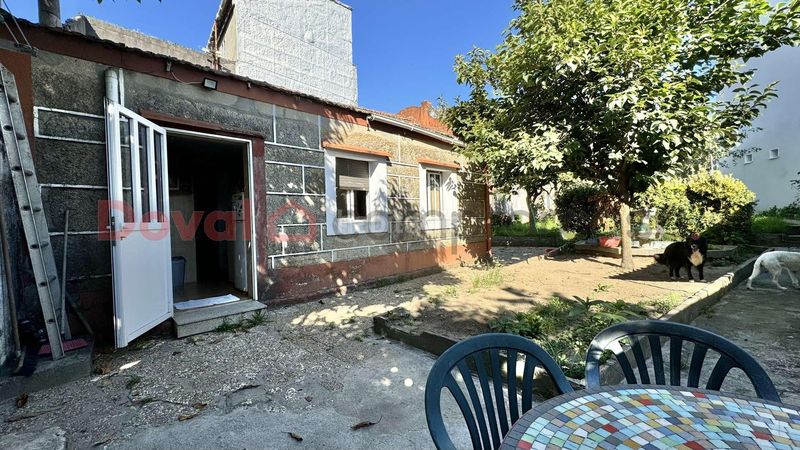 Foto 7a159e63-1bf5-447f-9e32-438a88328e10. Casa amb aparcament a Centro - Areal Vigo