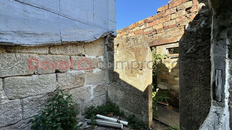 Foto b7737fcc-83d7-4a43-adb0-1d9c1f7d5746. Casa amb aparcament a Centro - Areal Vigo