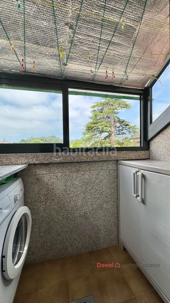 Foto f7871f66-9f8a-4bdb-aba4-e2eb6e10ad1e. Àtic amb calefacció aparcament a Tui