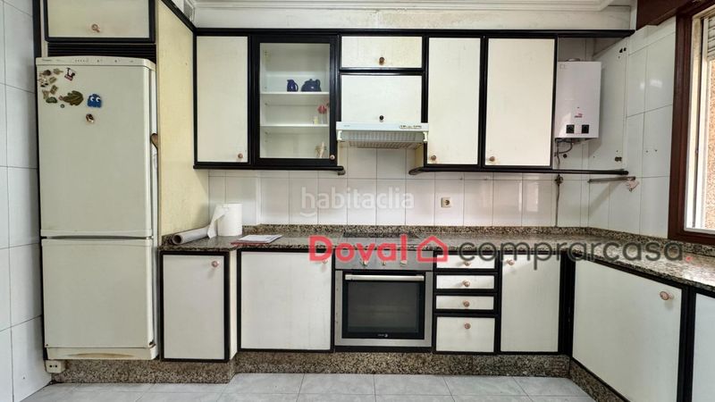 Foto a44b13ac-0856-4e4e-bd0b-b07c2811d5e8. Casa amb calefacció aparcament piscina a Redondela
