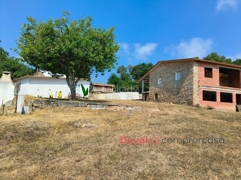 Foto 5af4ba68-d2da-40cd-ad96-fc18e169c0fe. Casa amb aparcament a Salceda de Caselas