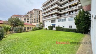 Local Comercial a Avenida HISPANIDADE 88