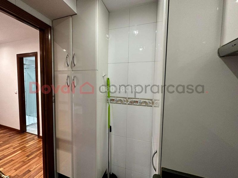 Foto f3398743-61ac-4fa7-9d95-1813d9f8f13a. Lloguer pis amb calefacció a Plaza España - Corte Inglés Vigo