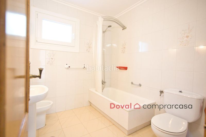 Foto 8c9125a6-b7a4-4c13-a229-99c4e0d4be4d. Casa amb calefacció aparcament piscina a Mos