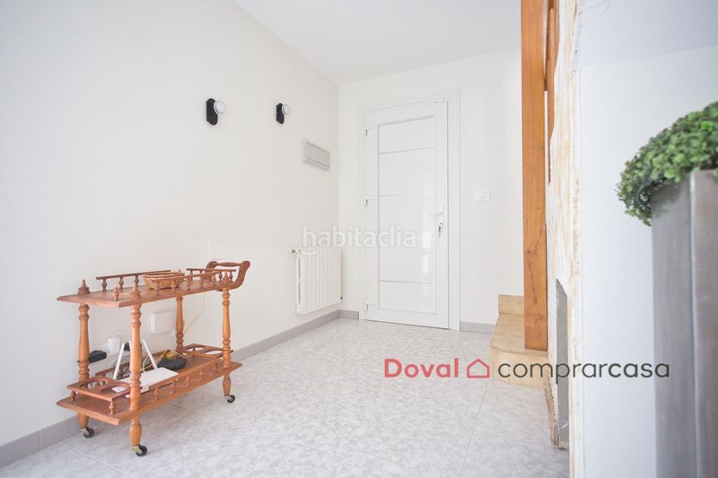 Foto a0c5eb93-f7a9-4c5a-ba64-6194e10dd620. Casa amb calefacció aparcament piscina a Mos