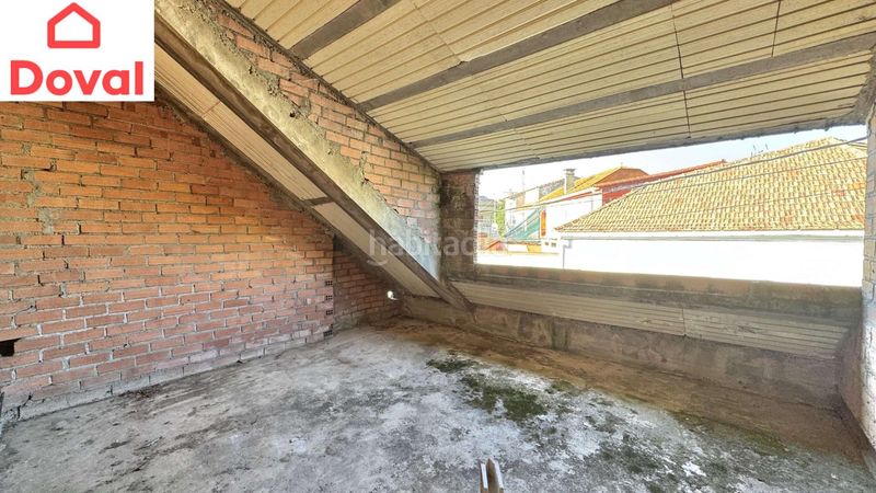 Foto e05f492a-a833-4fac-959c-cdc5522b50fe. Casa amb aparcament a Alcabre Vigo