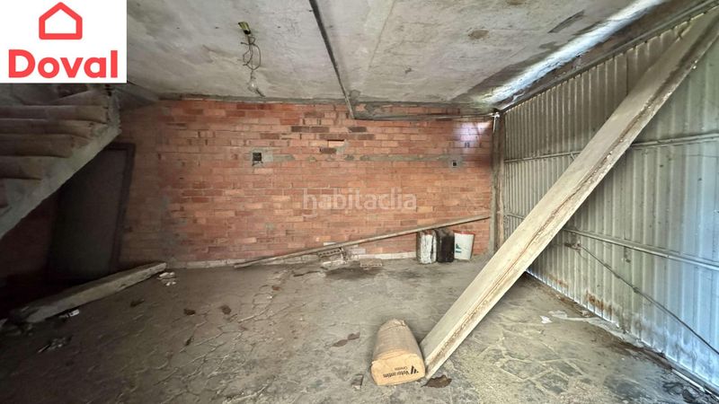 Foto e56f2231-ef3b-4e16-96cb-5dac532e8364. Casa amb aparcament a Alcabre Vigo