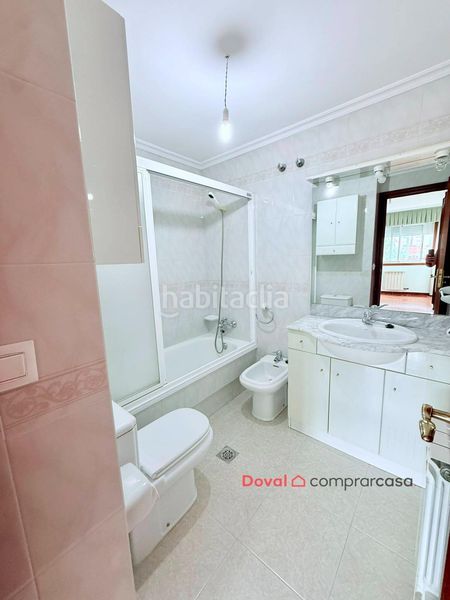 Foto 7cd3a481-7965-4b1a-bf8f-907e6cc7a141. Rent flat with heating parking in Casablanca - Calvario Vigo