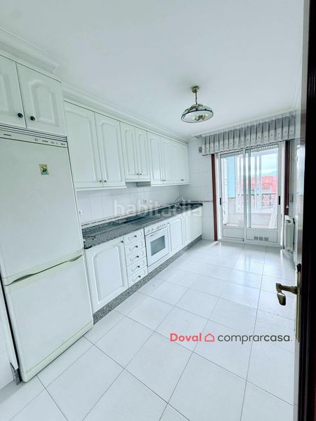Foto a0a46362-ba17-4aaf-b0a4-481dcb3a56f1. Rent flat with heating parking in Casablanca - Calvario Vigo