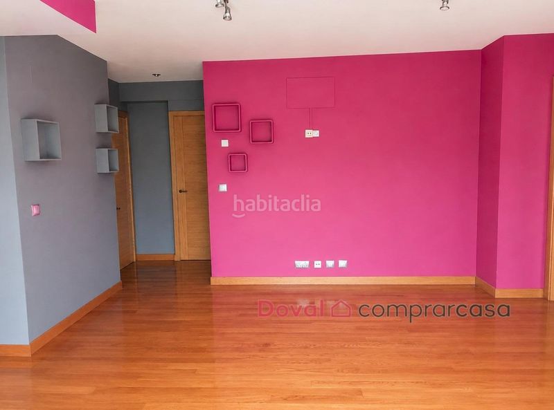 Foto 062f4f8b-40ca-4c92-9561-4c73bd48368d. Appartamento con riscaldamento parcheggio in Ponteareas