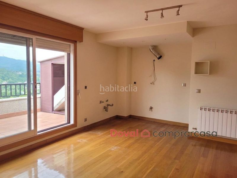 Foto ff1aeab1-e388-4958-bedb-591485131538. Appartamento con riscaldamento parcheggio in Ponteareas