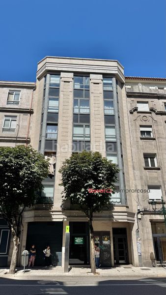 Foto a856ffcd-f55f-49b9-b333-15523b2df6d0. Estudi amb calefacció a Plaza España - Corte Inglés Vigo