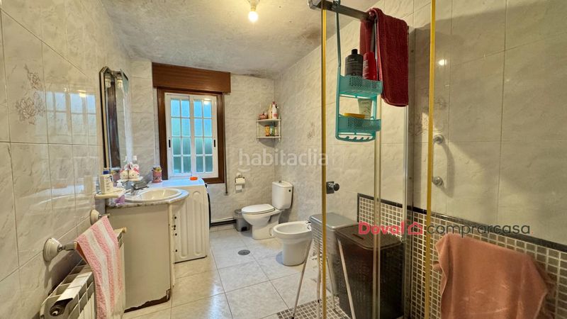 Foto 1485a930-8822-471b-9d1b-8e4dc0b4b72a. Casa amb calefacció aparcament a Teis Vigo