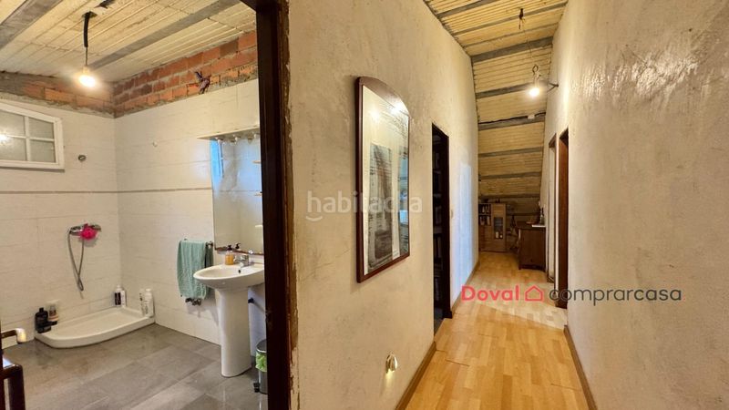 Foto 7f1fbd6f-42a5-4653-8097-fec365dc7f23. Casa amb calefacció aparcament a Teis Vigo